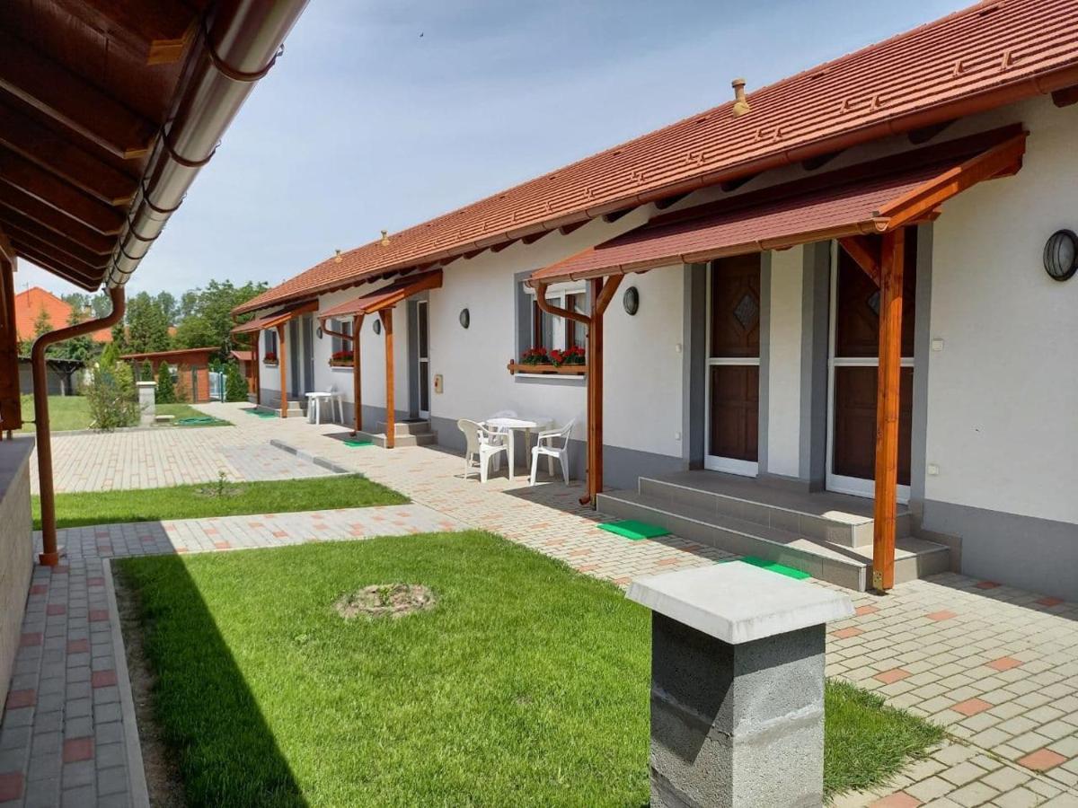 Kertész Apartmanok Hegykő Exterior foto